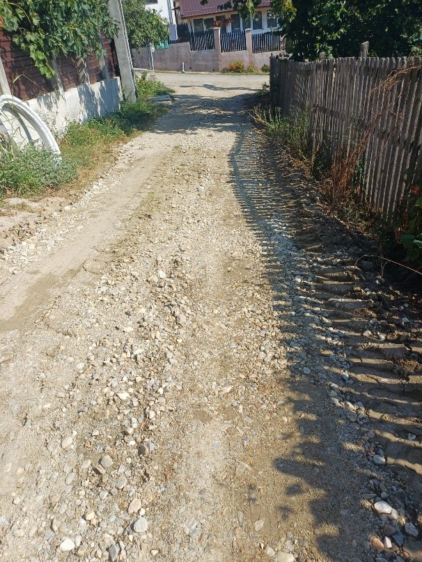Str. Vlădușei, Ștefănești – refacere carosabil cu balast